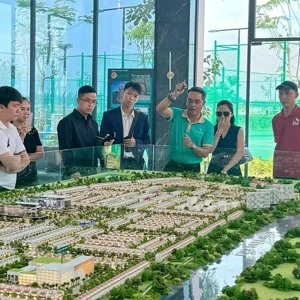 Nhà đầu tư thận trọng hơn khi xuống tiền